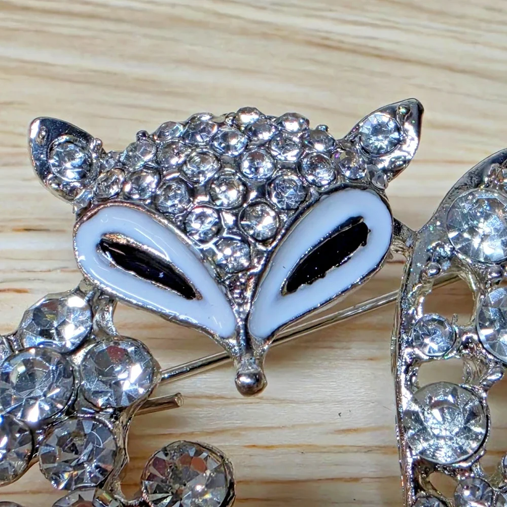 Rhinestone Fox Brooch Silver Tone Crystal Enamel Woodland Animal Pin 2